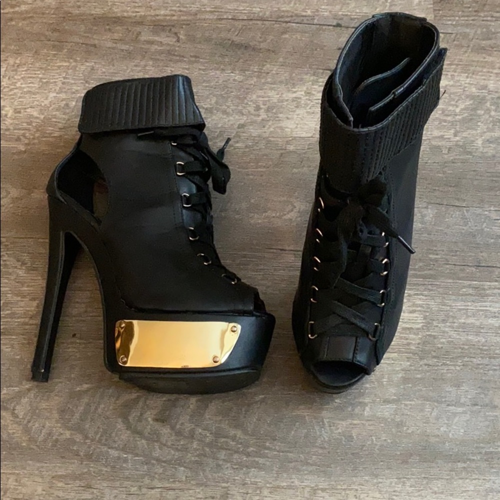 Women Booties